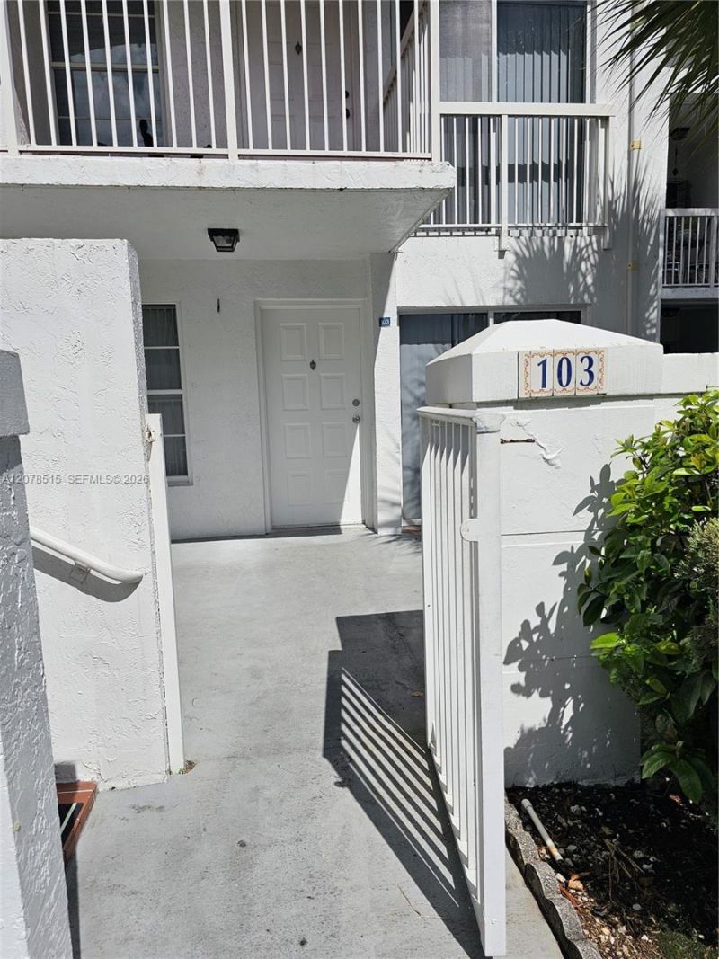 7611 SW 153rd Ct , Unit 103, Kendall, FL 33193 Photo
