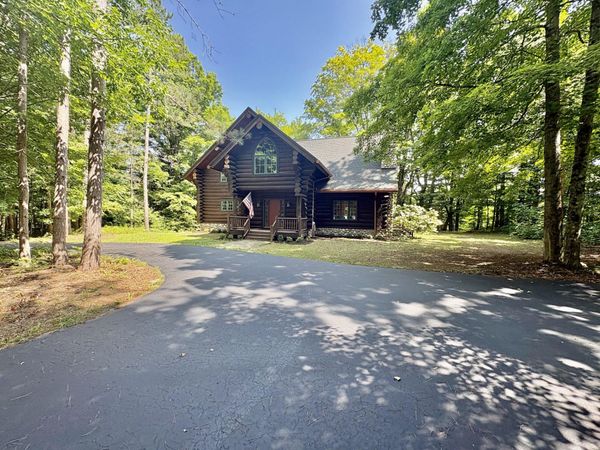18821 Moore Road, Thompsonville, MI 49683