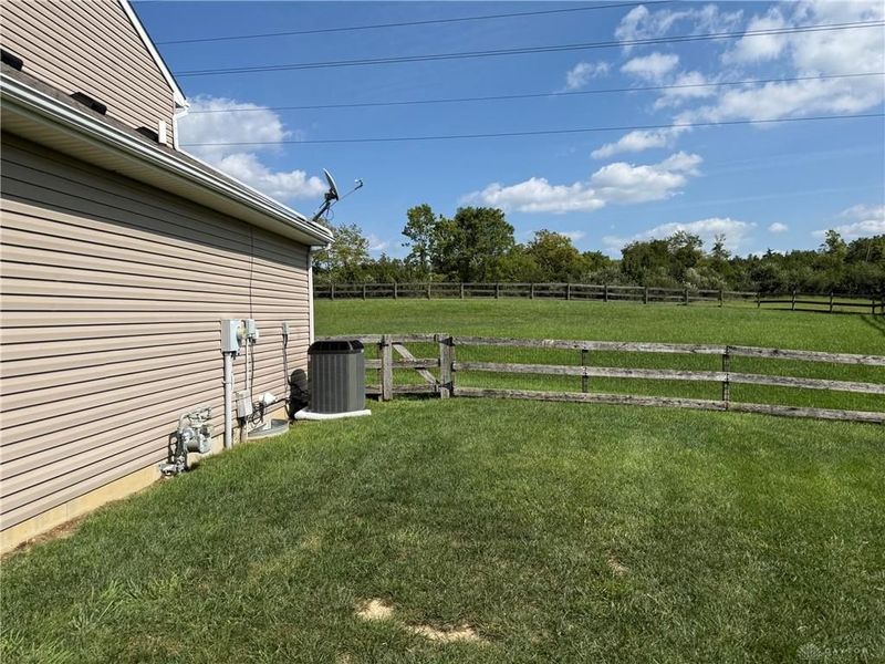 121 Ascot Glen Drive, Franklin, OH 45005 Photo 3