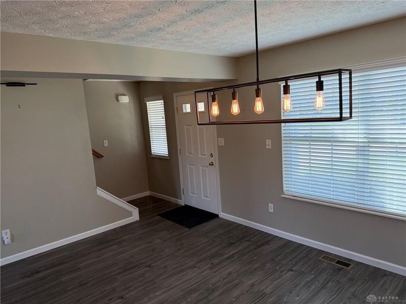 121 Ascot Glen Drive, Franklin, OH 45005 Photo 8