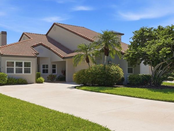 7765 CALLE FACIL , SARASOTA, FL 34238