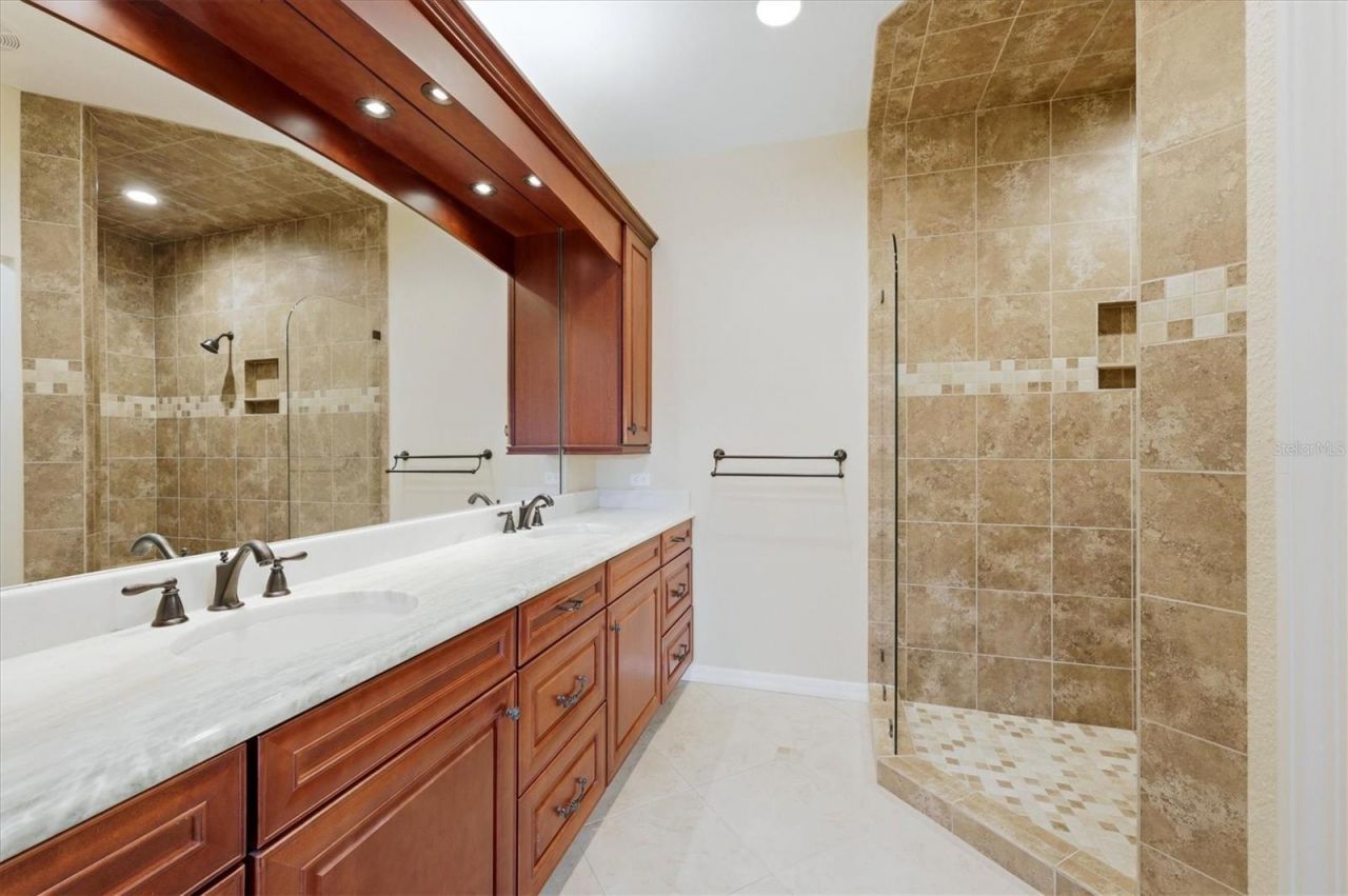 7765 Calle Facil, Sarasota, FL 34238 Photo