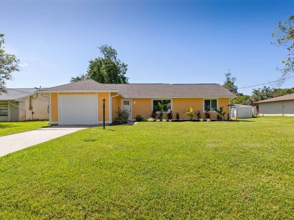26 FILLMORE LANE , PALM COAST, FL 32137