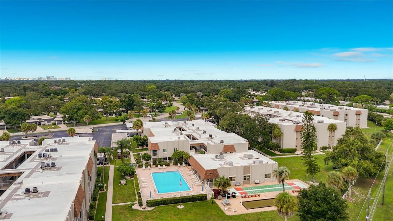 1520 Glen Oaks Drive E, Unit 248, Sarasota, FL 34232 Photo