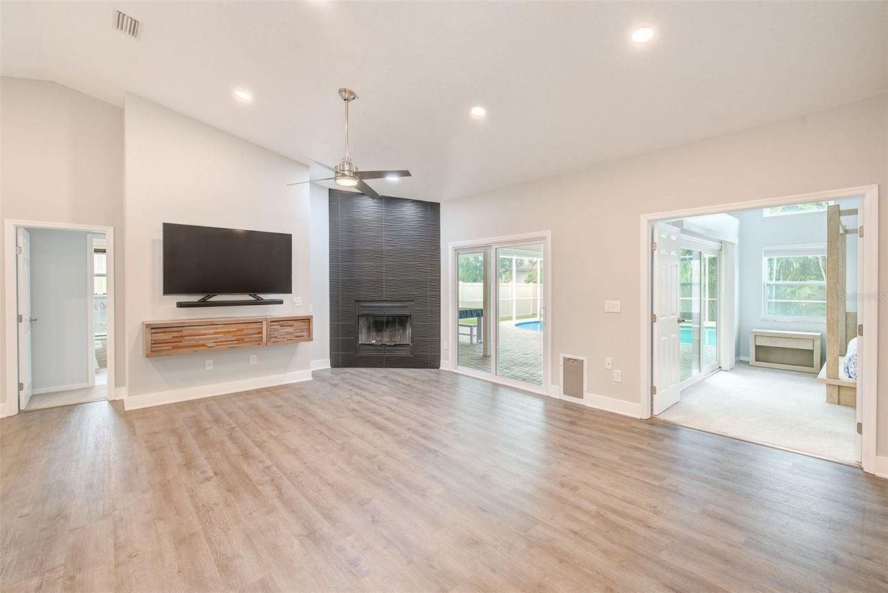 3106 Featherwood Court, Clearwater, FL 33759 Photo
