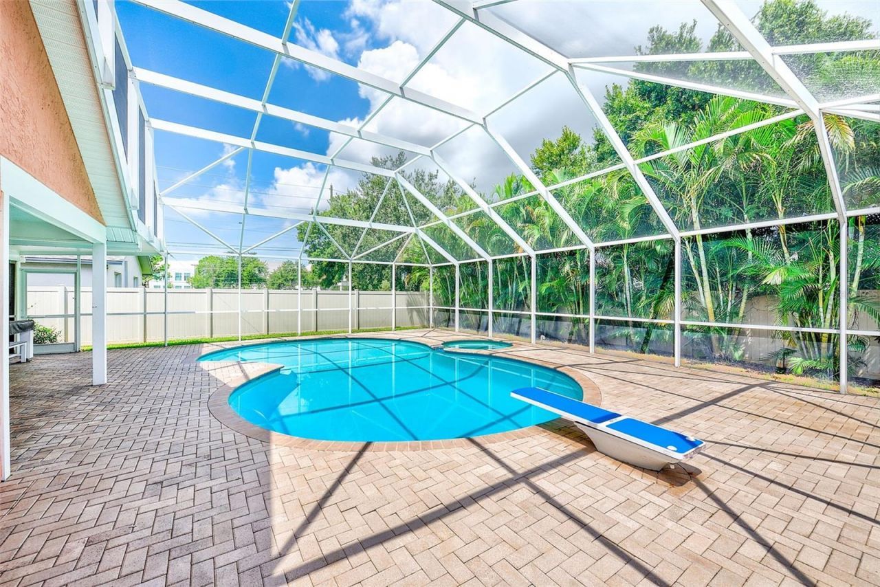 3106 Featherwood Court, Clearwater, FL 33759 Photo