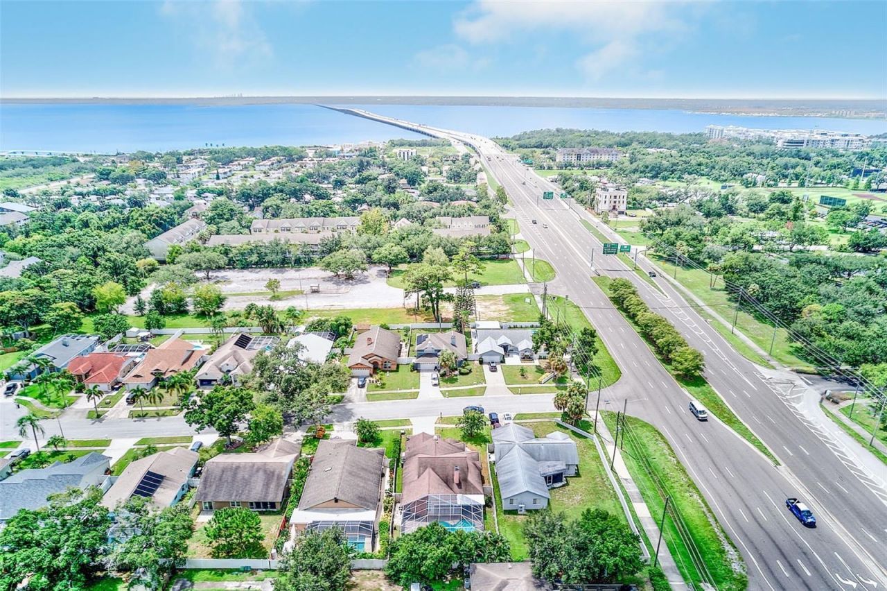 3106 Featherwood Court, Clearwater, FL 33759 Photo