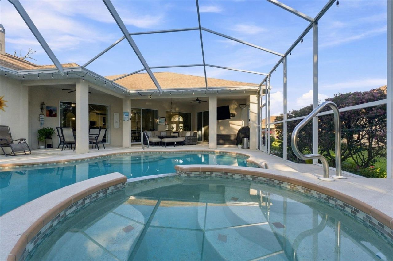 4023 Misty View Drive, Spring Hill, FL 34609 Photo