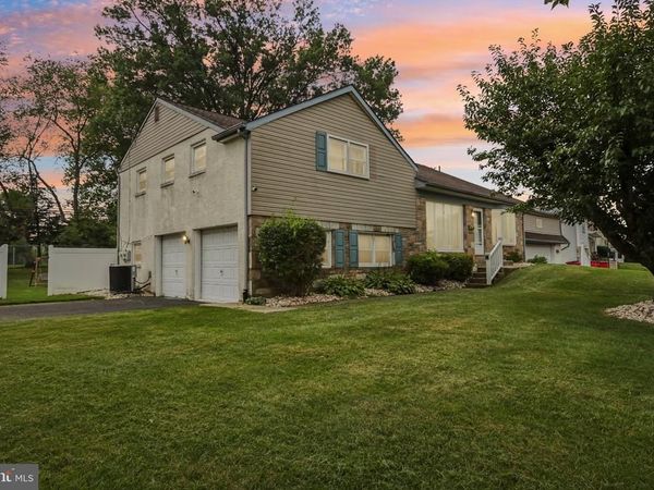 865 WORTHINGTON DRIVE , WARMINSTER, PA 18974