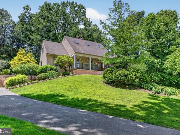 427 UPPER PIKE CREEK ROAD , NEWARK, DE 19711