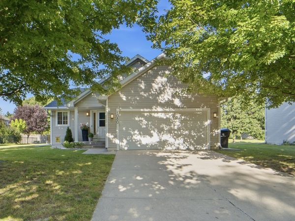 1080 SE Waco Place, Waukee, IA 50263
