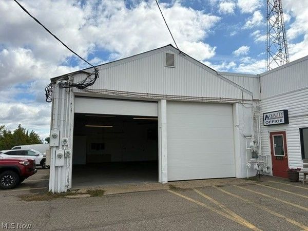 4867 fulton, Unit F, Canton, OH 44718
