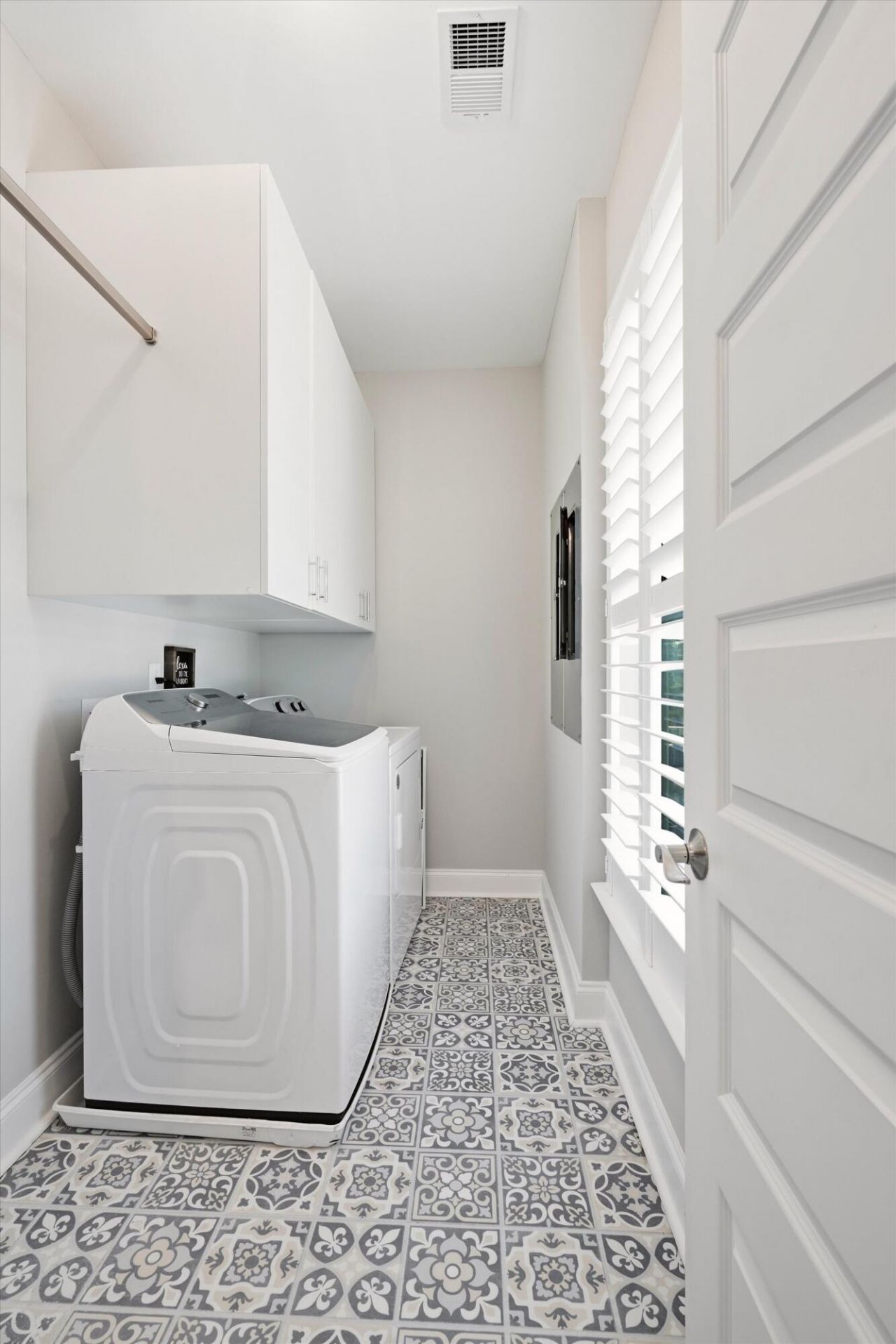 8176 Rosa Scott Road Photo 32