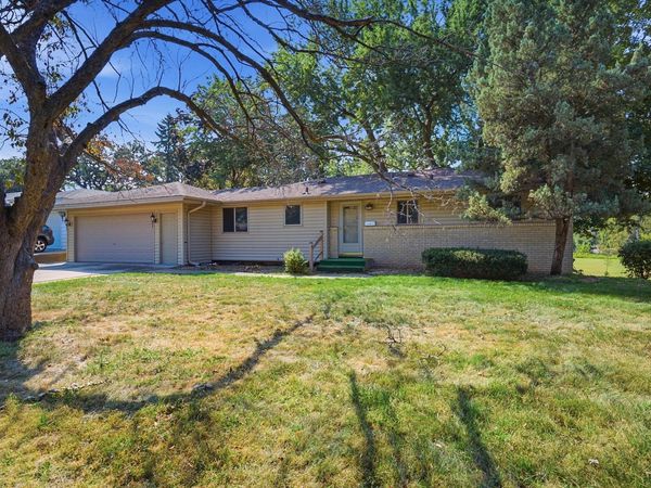 2117 W 83rd Street, Bloomington, MN 55431