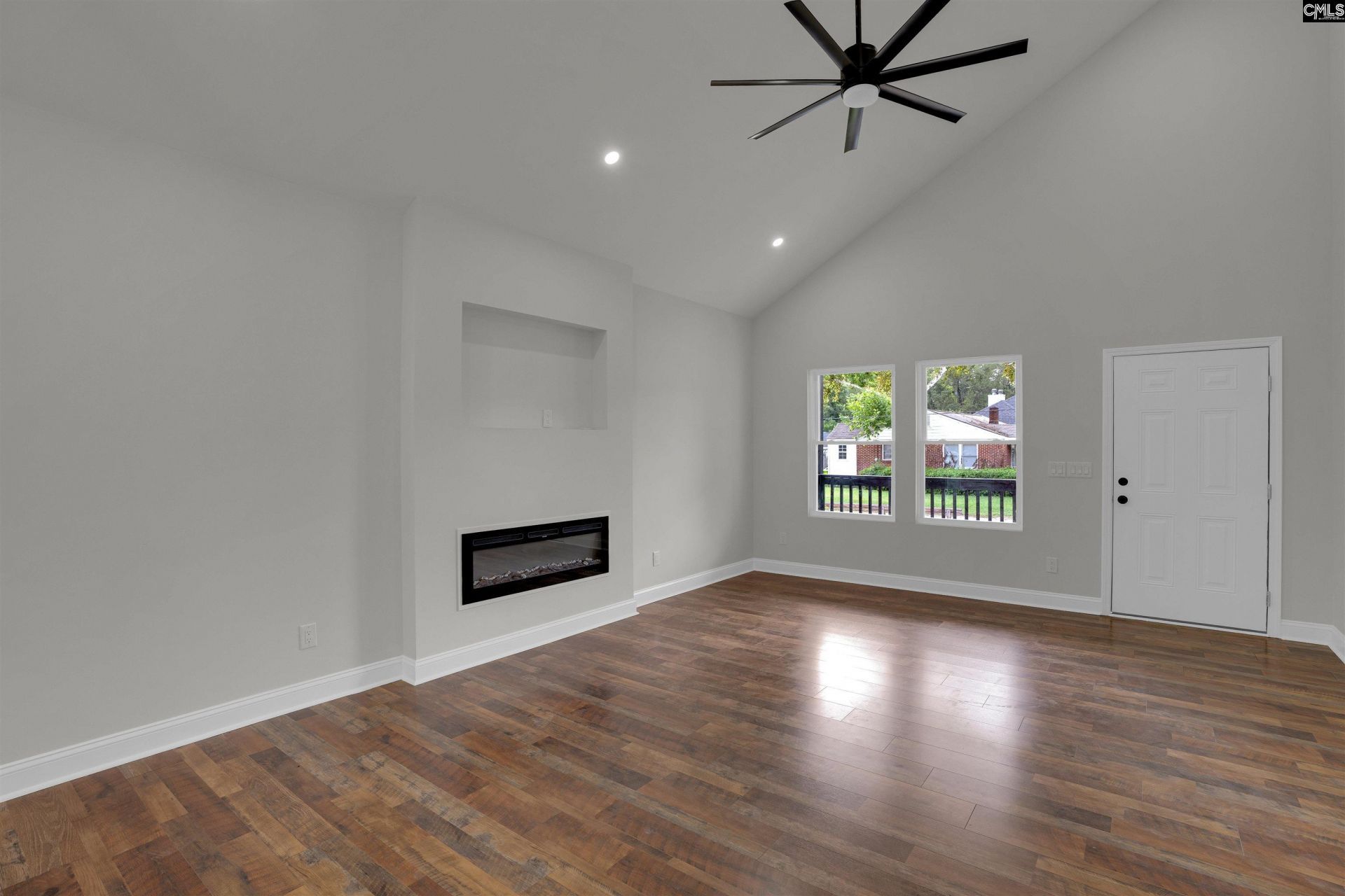 1631 Elmtree Road  Photo 14