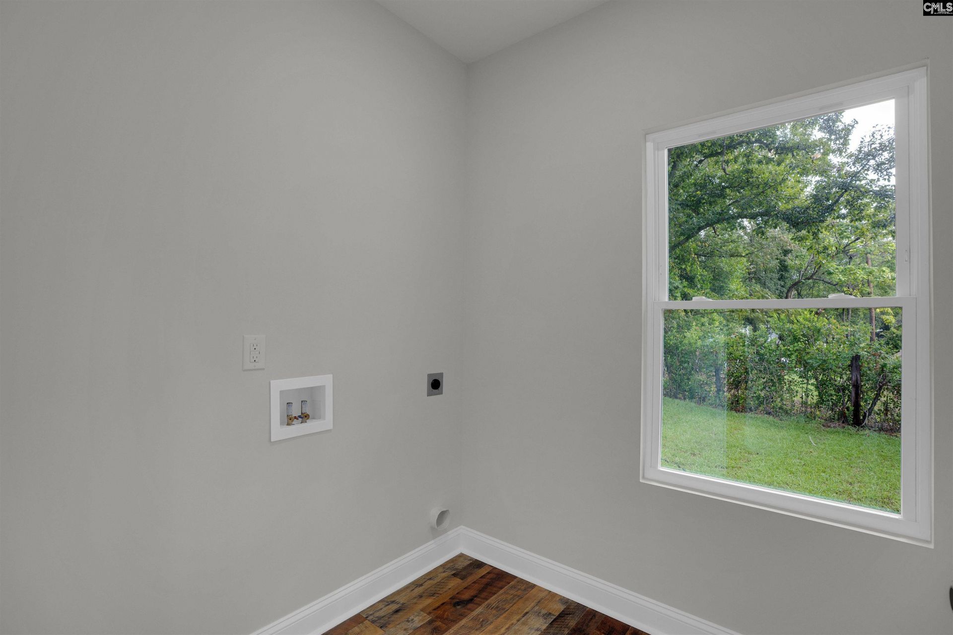 1631 Elmtree Road  Photo 22