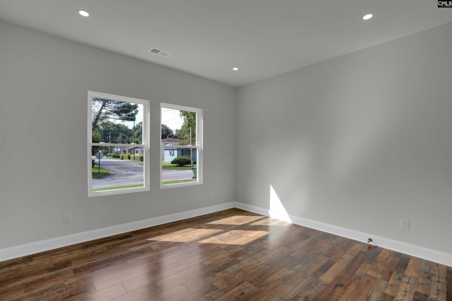 1631 Elmtree Road  Photo 30