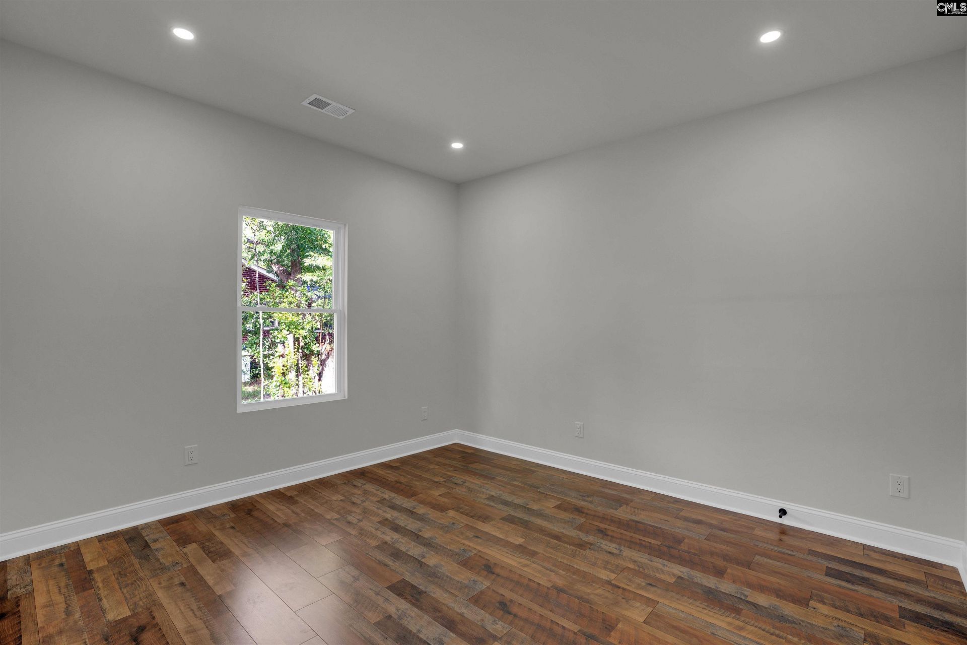 1631 Elmtree Road  Photo 35