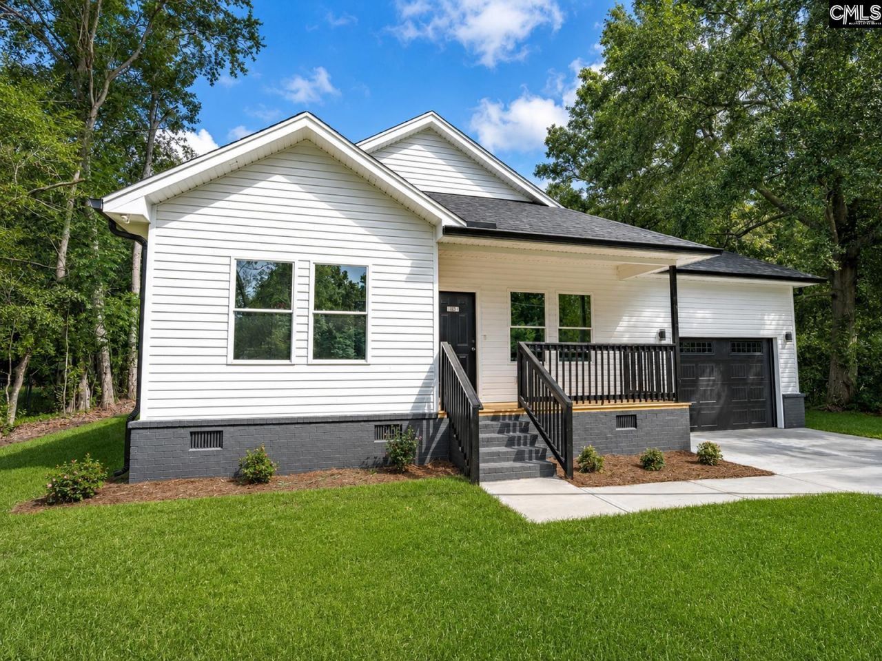 1631 Elmtree Road  Photo 5