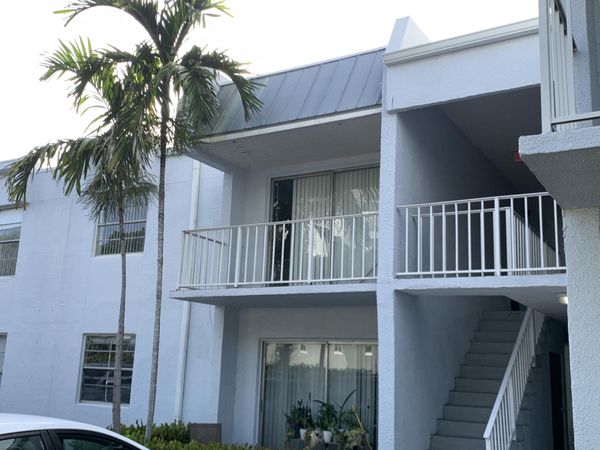 431 Executive Center Drive, Unit 206, West Palm Beach, FL 33401