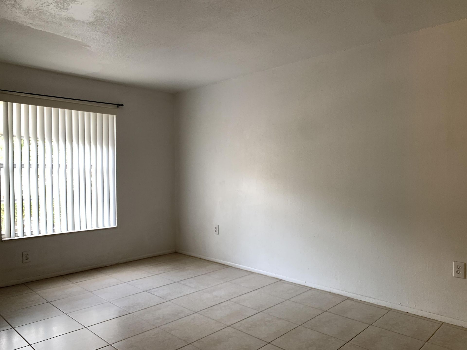 431 Executive Center Drive, Unit 206, West Palm Beach, FL 33401 Photo