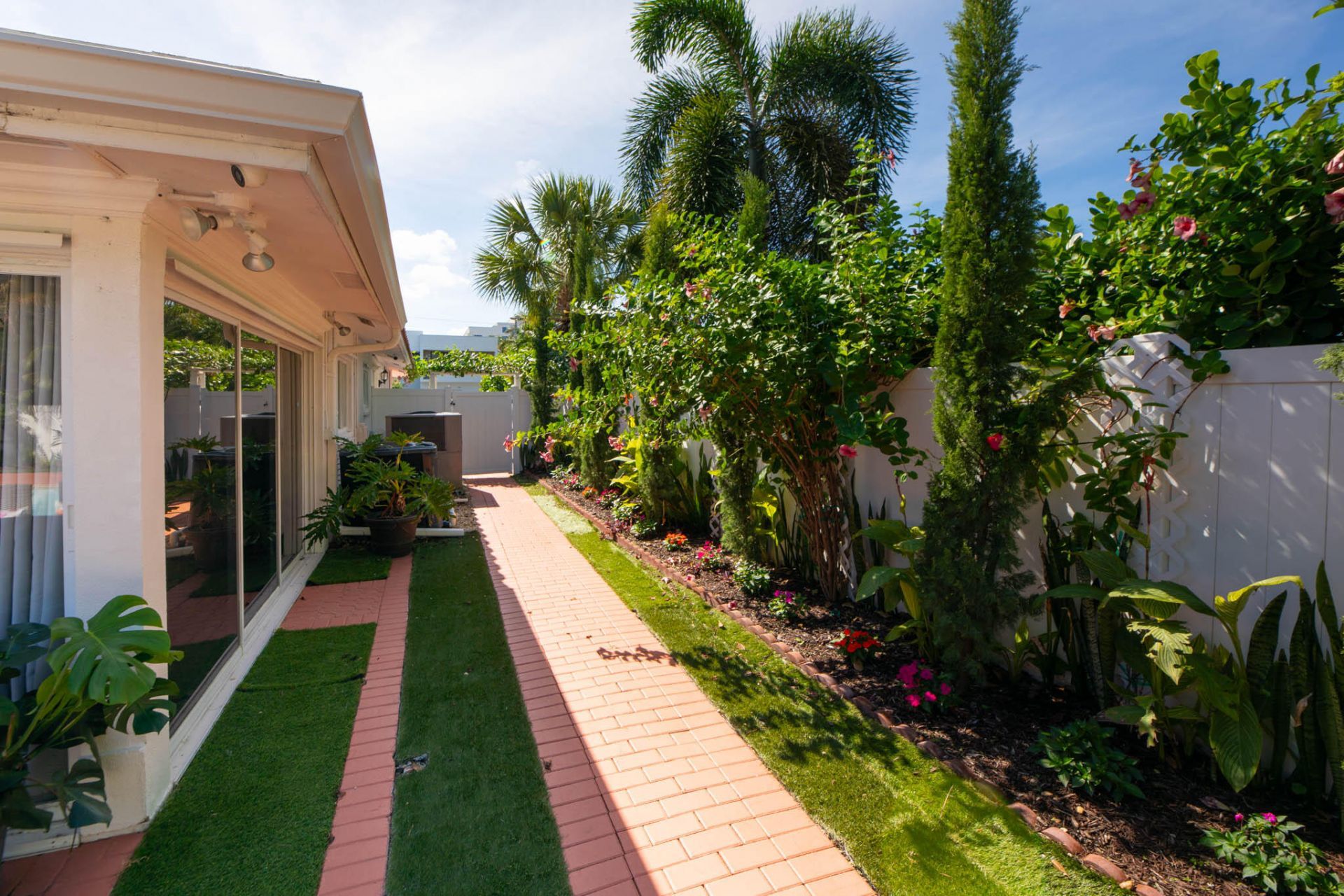 349 NE 2nd Street, Boca Raton, FL 33432 Photo