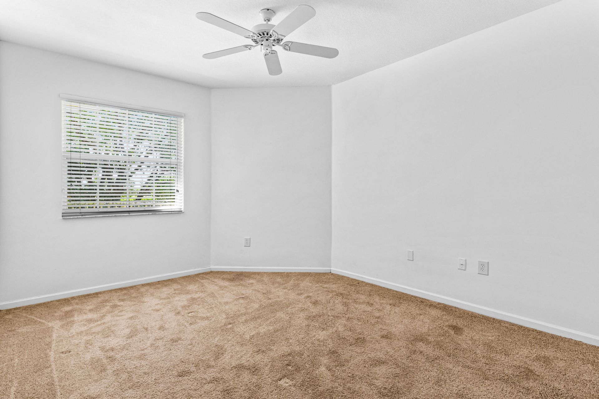 1977 Brandywine Road, Unit 305, West Palm Beach, FL 33409 Photo