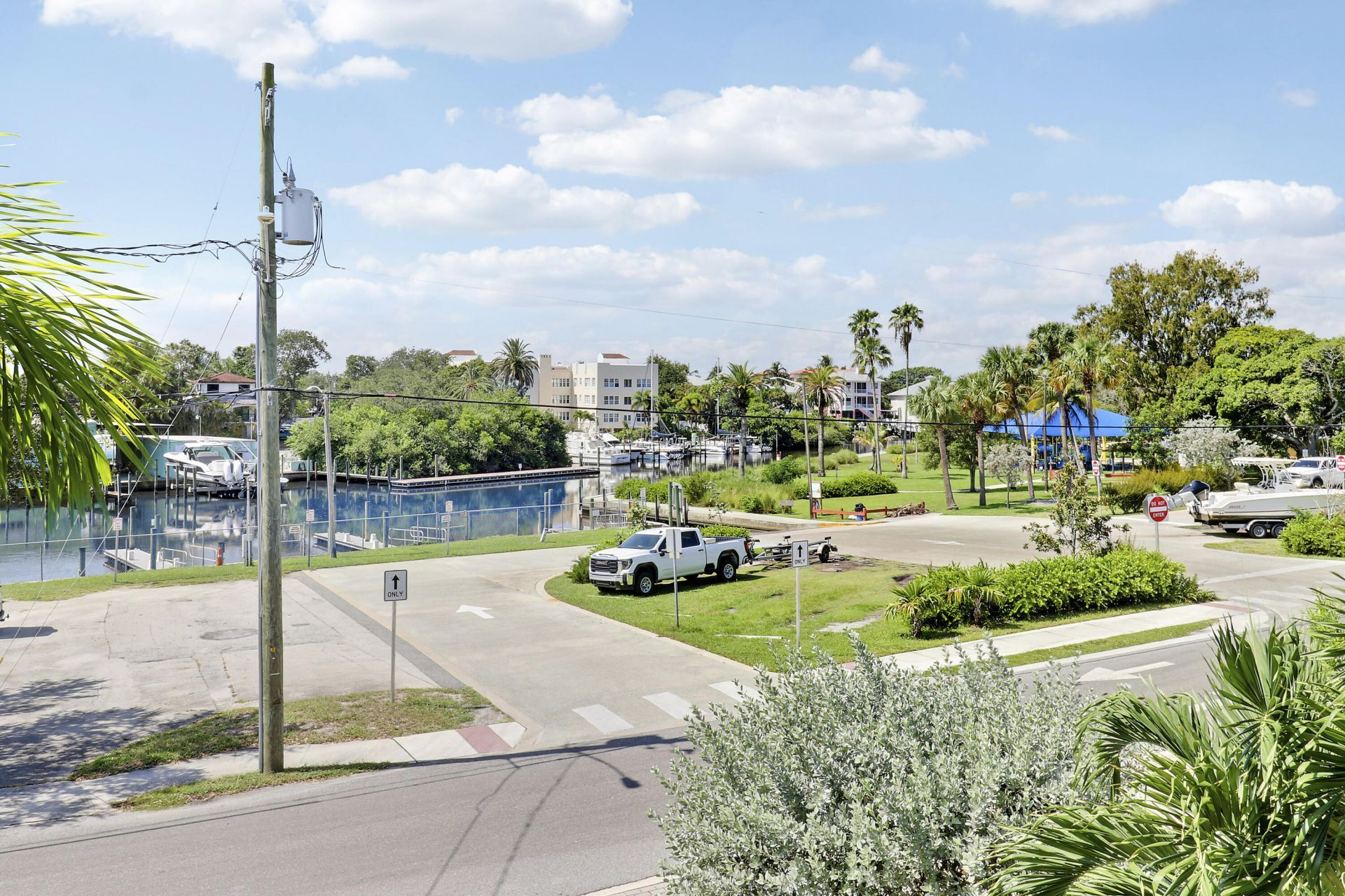 513 SW Ocean Boulevard, Stuart, FL 34994 Photo