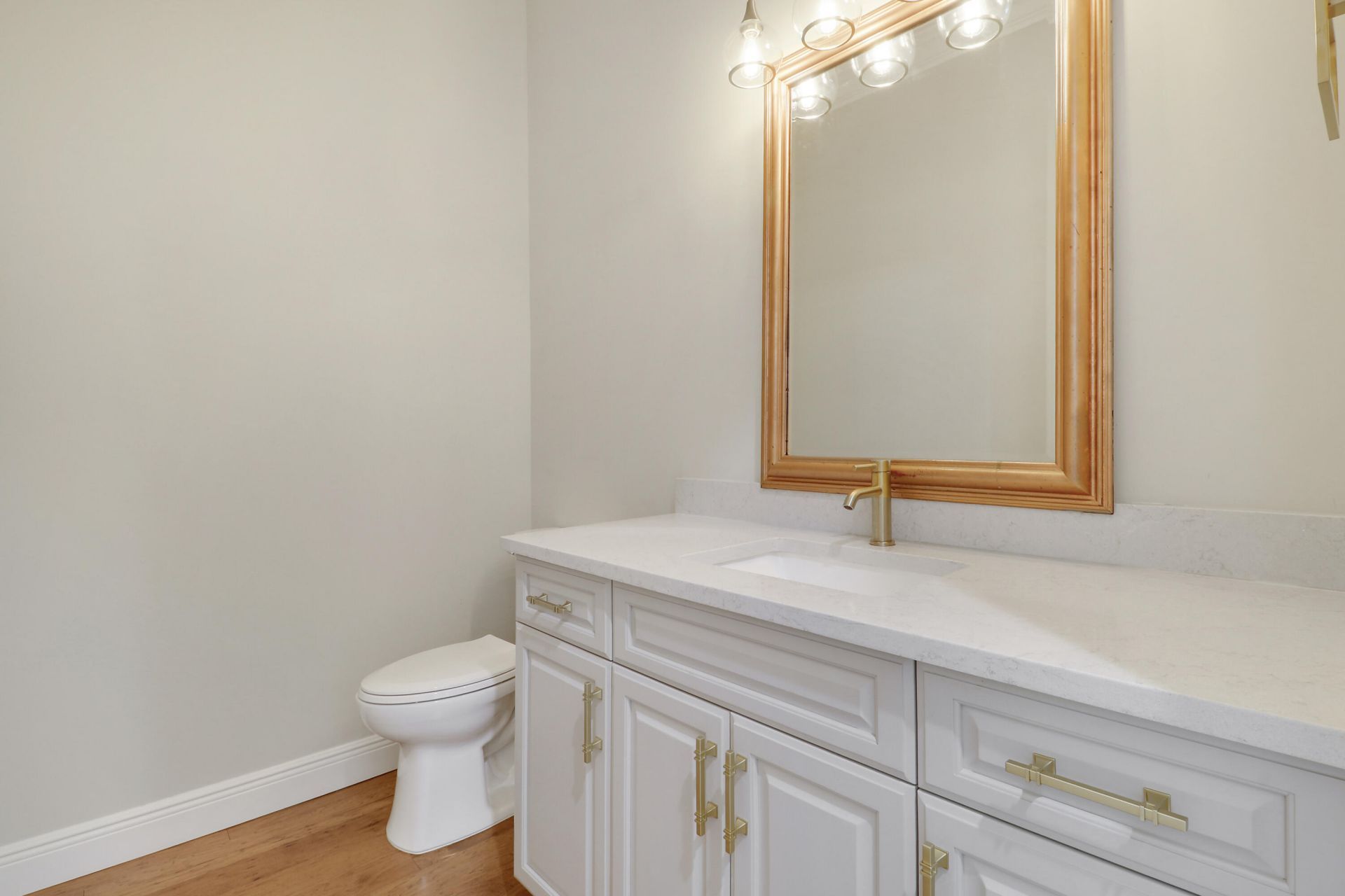 513 SW Ocean Boulevard, Stuart, FL 34994 Photo