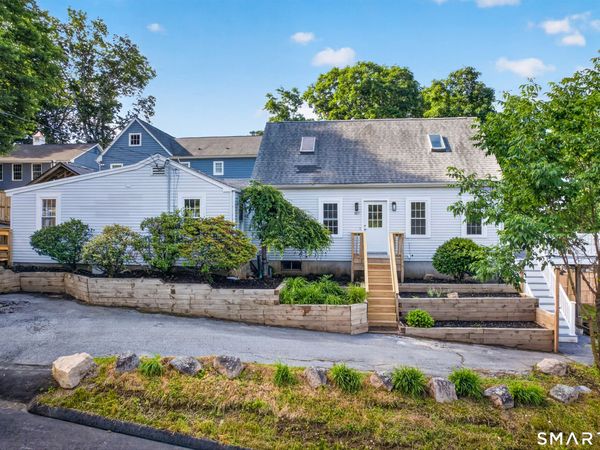 205 Flanders, East Lyme, CT 06357