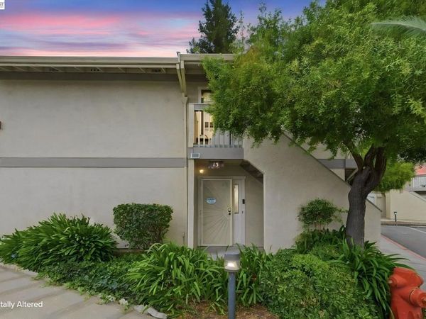 894 Lewelling Blvd, Unit 13, San Leandro, CA 94579