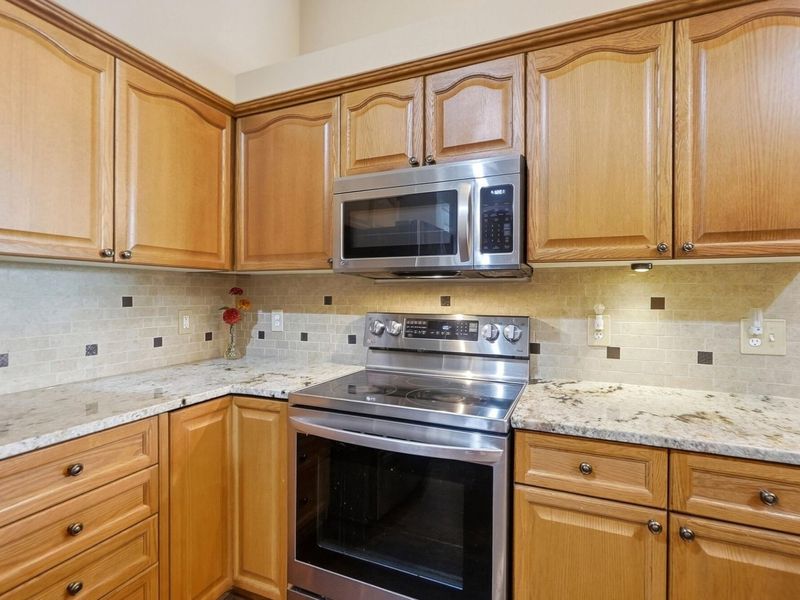 1283 Cascade Drive, Unit 14, Grove City, OH 43123 Photo 22