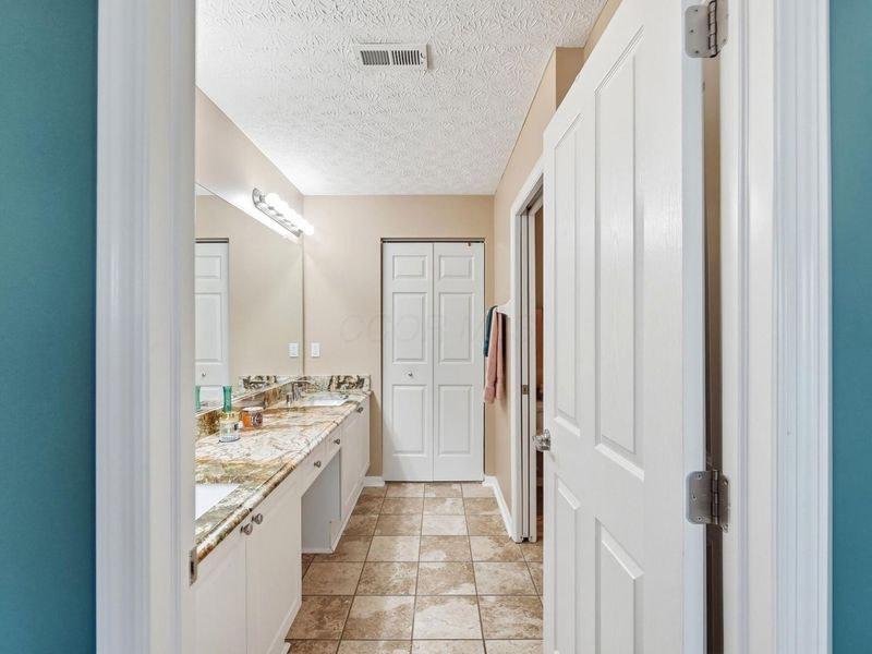 1283 Cascade Drive, Unit 14, Grove City, OH 43123 Photo 33