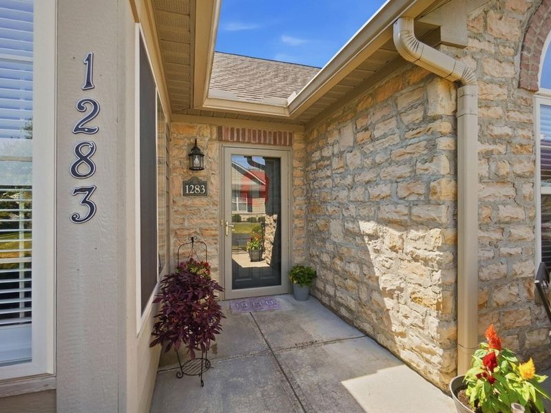 1283 Cascade Drive, Unit 14, Grove City, OH 43123 Photo 5