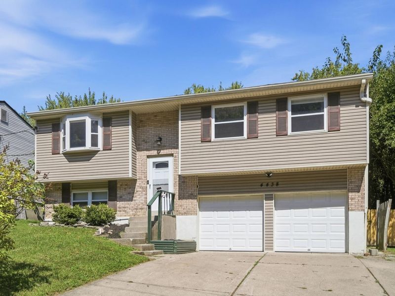 4438 Mount Alverno Road , Cincinnati, OH 45238 Photo 2