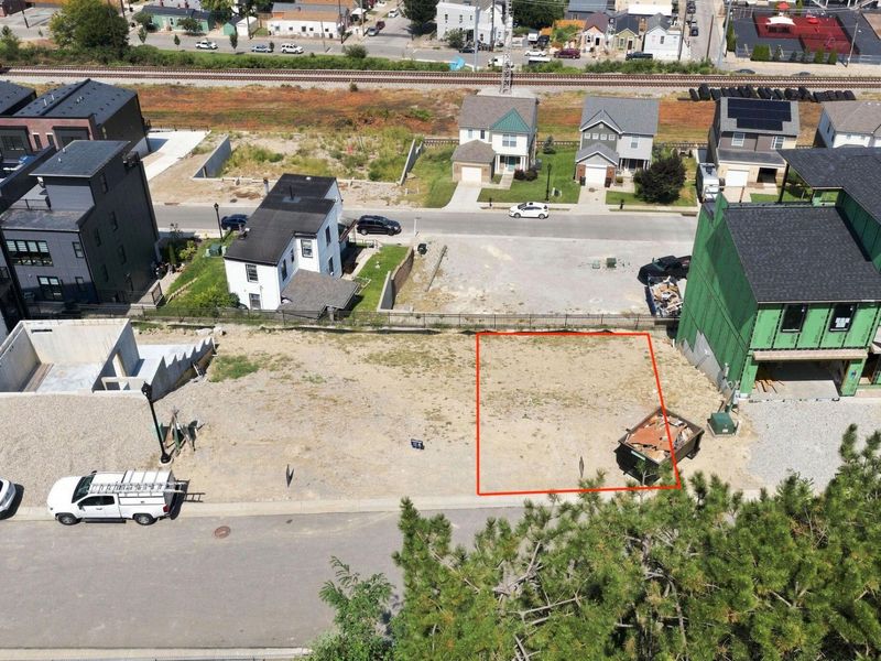 53 W 14th Street, Unit Lot 46, Newport, KY 41071 Photo 2