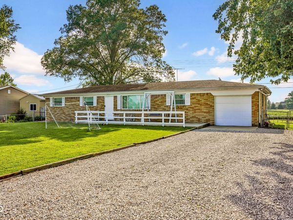 2170 N Old State Road 9 , Columbus, IN 47203