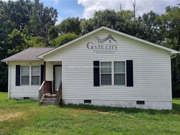22 King Row , Thomasville, NC 27360