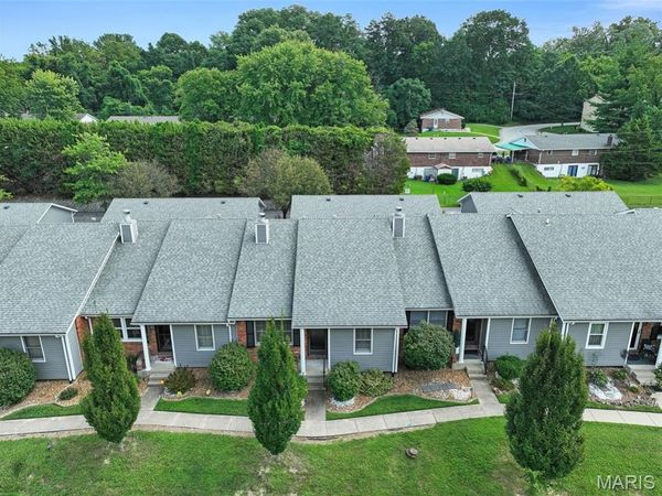 300 Pine Lake Road , Unit 14, Collinsville, IL 62234