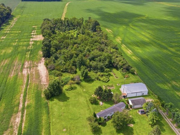 23412 U.S. 33, Wapakoneta, OH 45895