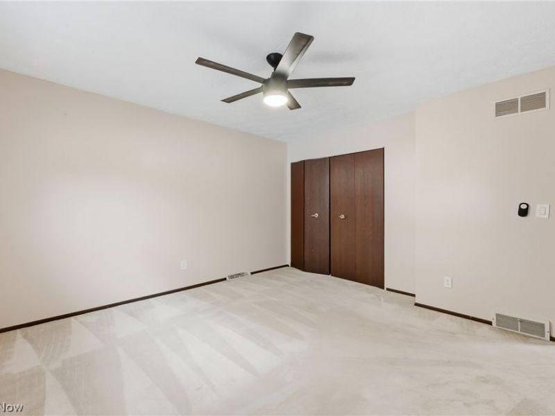 1159 Timbercrest, Youngstown, OH 44505 Photo 12