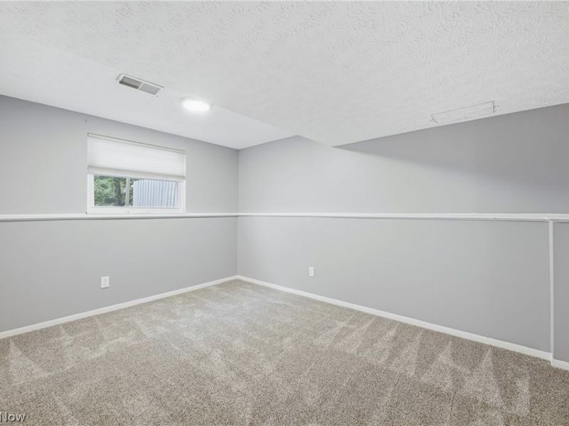 1159 Timbercrest, Youngstown, OH 44505 Photo 20