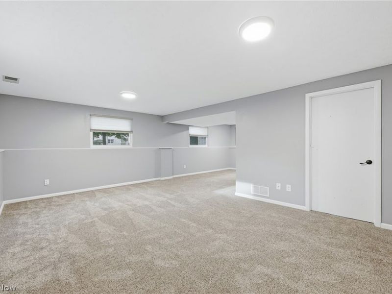 1159 Timbercrest, Youngstown, OH 44505 Photo 34