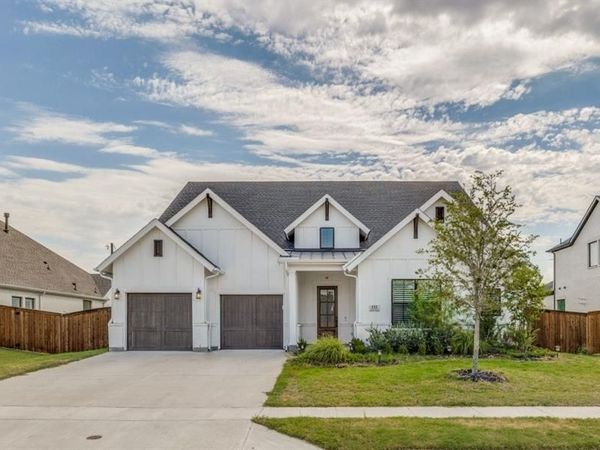 132 Cottonwood Court , Murphy, TX 75094