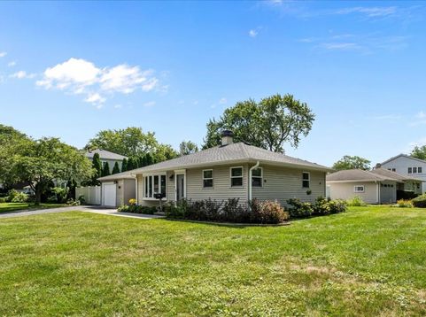 Main Photo