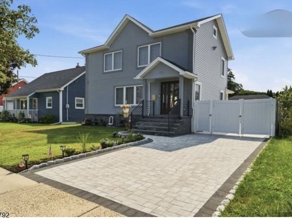 170 Mount Pleasant Ave, Wallington, NJ 07057