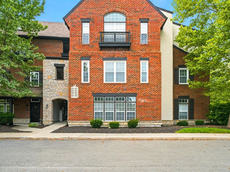 6045 Craughwell Lane , Dublin, OH 43017 Photo 4