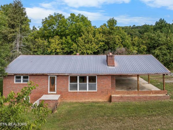 385 Gardenia Rd, Newport, TN 37821