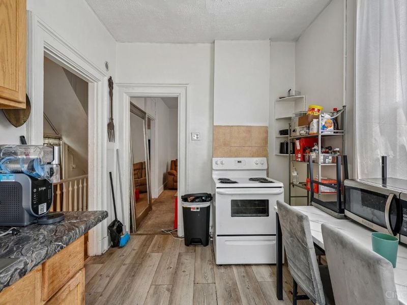 1875 Knox Street, Cincinnati, OH 45214 Photo 12