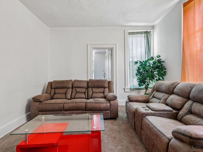 1875 Knox Street, Cincinnati, OH 45214 Photo 9